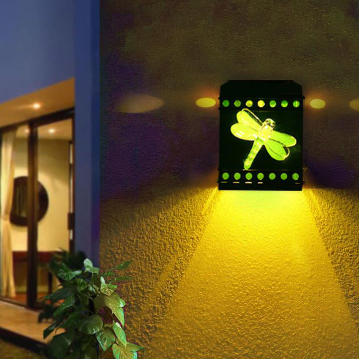 Lampe murale rétro solaire carrée en fer vieilli à LED pour clôture extérieure 