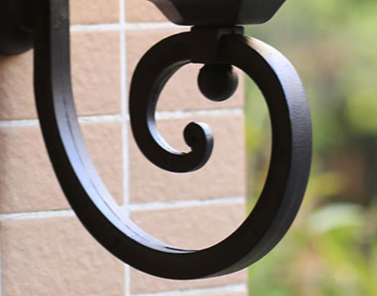 European Retro Outdoor Waterproof Anti-rust 1-Light Wall Sconce Lamp