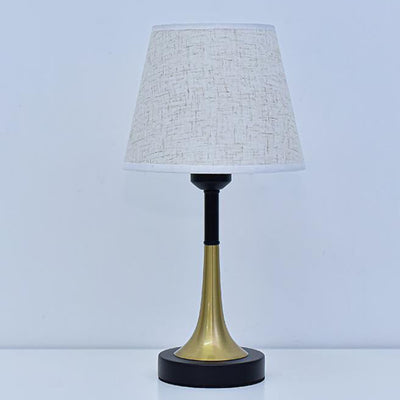 Lampe de table LED avec télécommande USB en tissu métallique rétro européen 