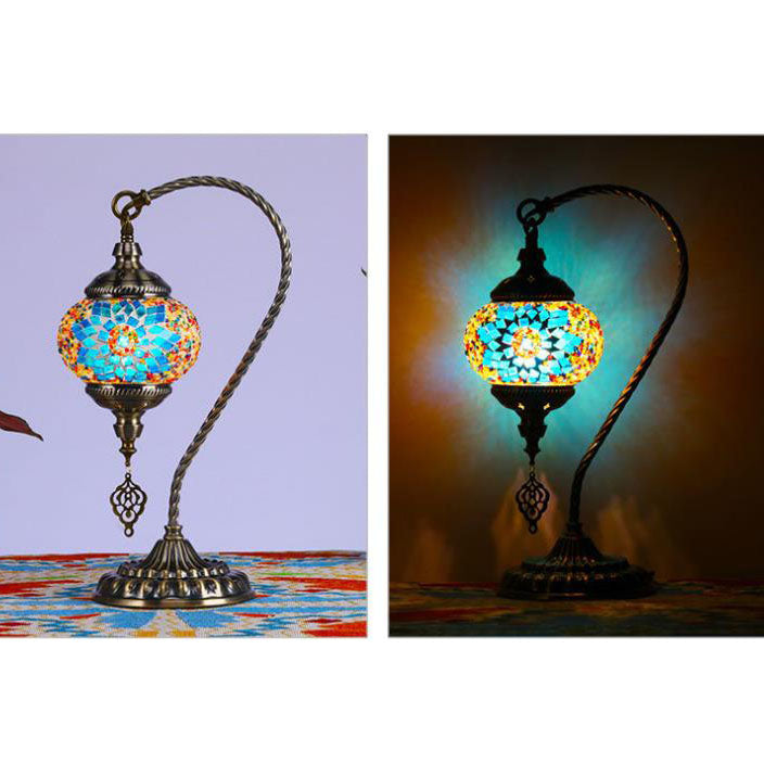 Lampe de table vintage en fer et verre Tiffany européenne à 1 lumière 