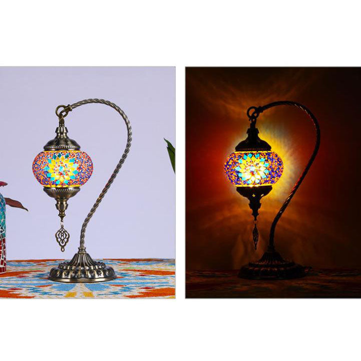 Lampe de table vintage en fer et verre Tiffany européenne à 1 lumière 