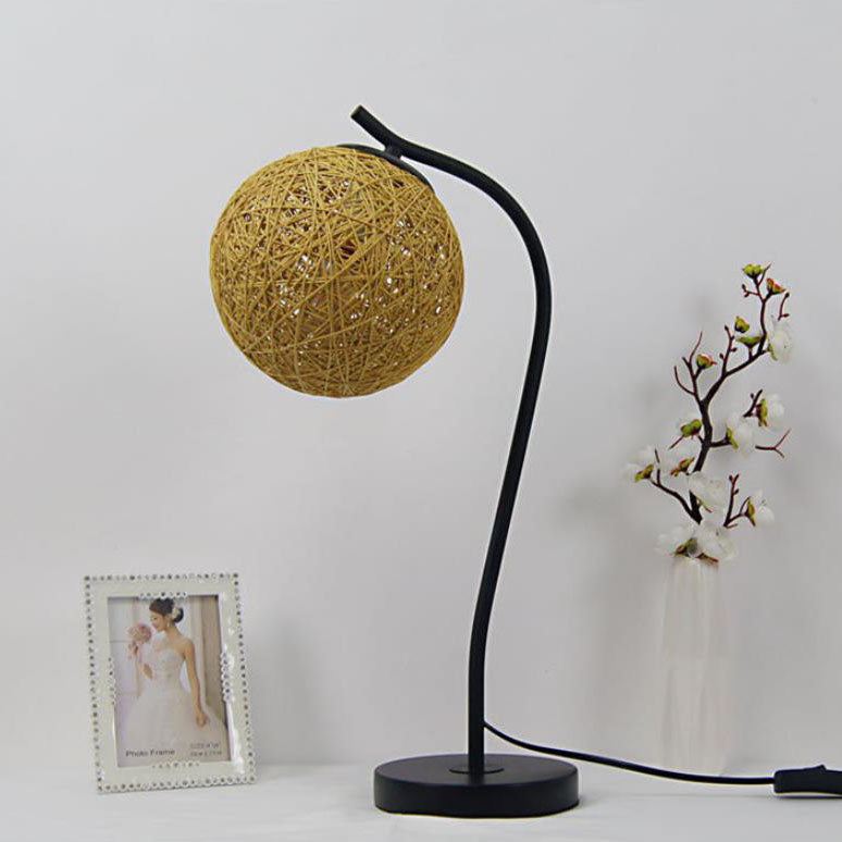 European Rustic Style Creative Twine Rattan Ball 1- Light Table Lamp