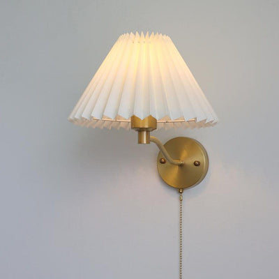 Lámpara de Aplique de Pared de 1 Luz de Latón Plegado de Lujo Ligero Europeo 