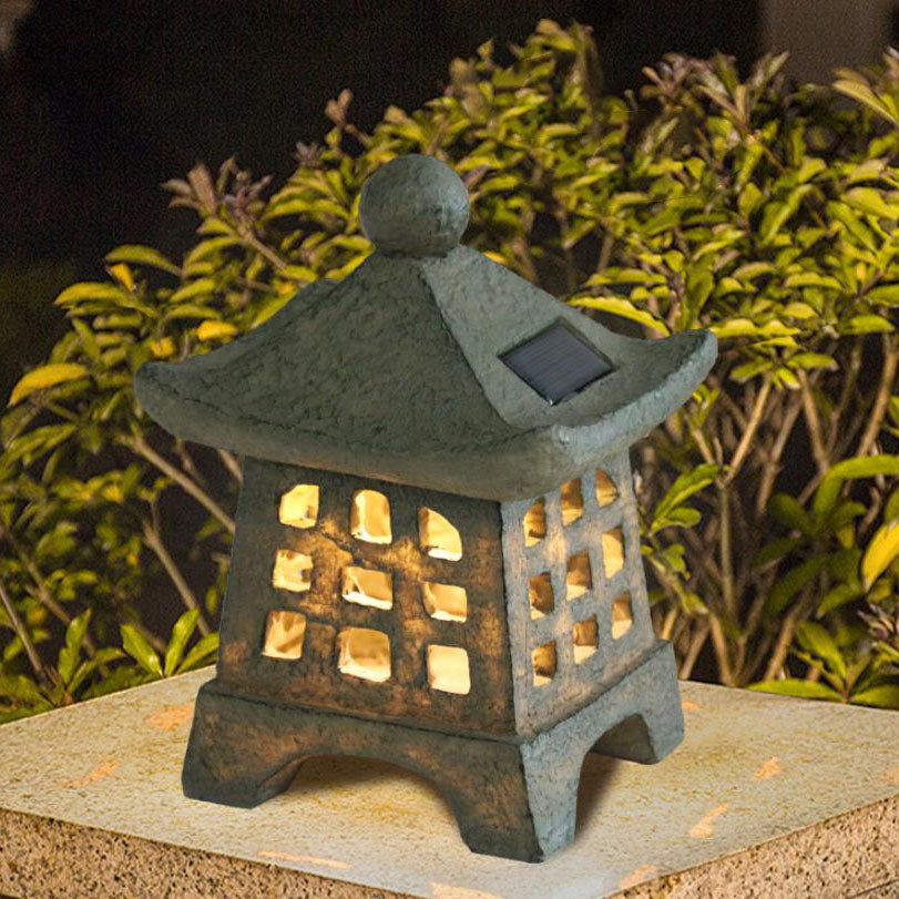 Solar House Pagoda Resin Outdoor Rasen Dekorative Landschaftsleuchte 