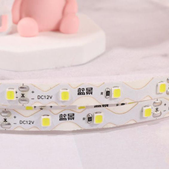 Zeitgenössische kreative Neon-Smiley-LED-Dekoleuchte aus Kunststoff für stimmungsvolle Beleuchtung im Schlafzimmer 