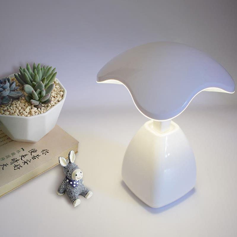 Creative Mushroom ABS LED Touch Eye Protection Desk Lamp