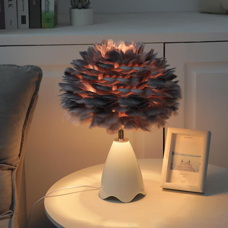 Nordic Minimalist Feather Ceramic Base 1-Light Table Lamp