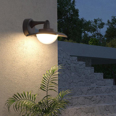 Contemporary Industrial Aluminum Round Glass Shade LED Waterproof Wall Sconce Lamp For Outdoor Patio