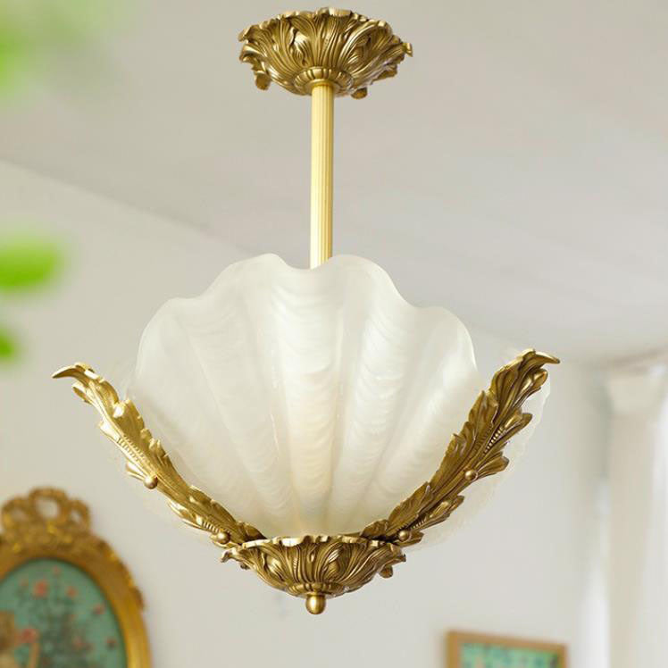 Modern Art Deco Shell Shape Brass Finish Frame 3/4-Light Chandelier for Living Room
