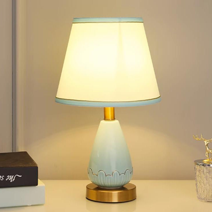 Lámpara de mesa de 1 luz con base de jarrón minimalista moderno redonda trapezoidal de cerámica, metal y tela para dormitorio 