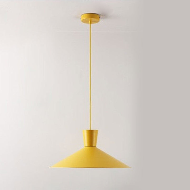 Nordic Macaron Color Einfarbige, minimalistische 1-Licht-Pendelleuchte 