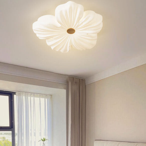 Modern Simplicity Iron Acrylic Petal Shade LED Flush Mount Ceiling Light For Living Room