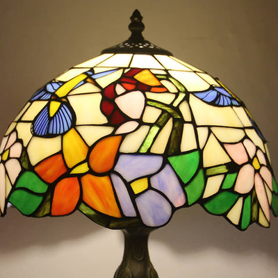 Lampe de table à un feu avec dôme en verre teinté floral rustique Tiffany 