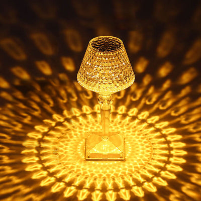Lampe de Table créative en verre de vin en diamant acrylique, veilleuse décorative en forme de prune 