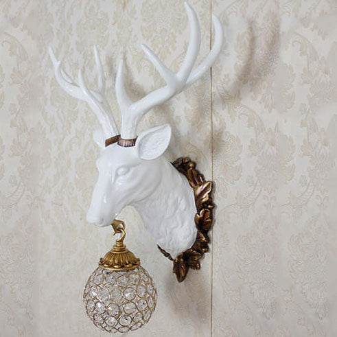 Applique murale européenne rétro à tête de cerf en résine à 1 lumière 