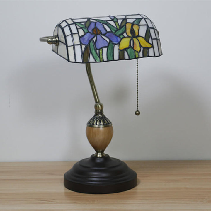 Europäische Tiffany-Blumen-Glas 1-Licht Banker Tischlampe 