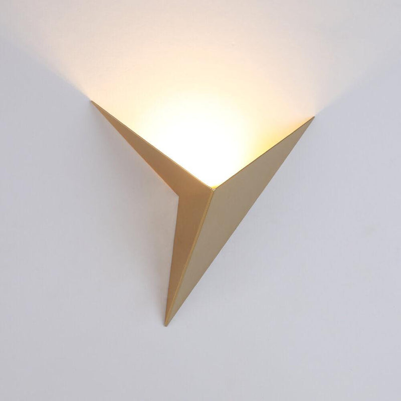 Modern Metal Shaped Triangle 1-Light LED Wall Sconce Lamps