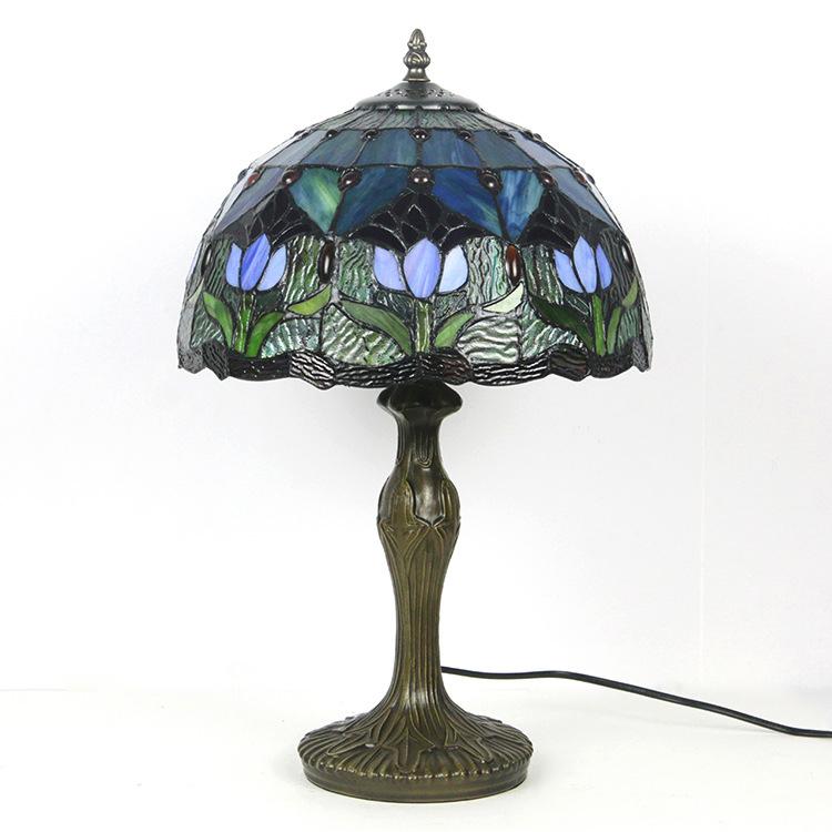 European Decorative Tiffany Stained Glass 1-Light Table Lamp