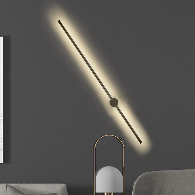 Minimalistische LED-Wandleuchte aus Aluminiumstreifen 