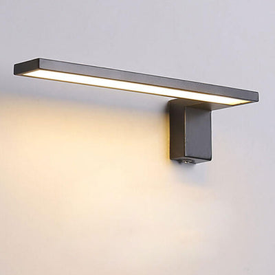 Moderne minimalistische LED-Wandleuchte mit langem Stab und quadratischem Sockel