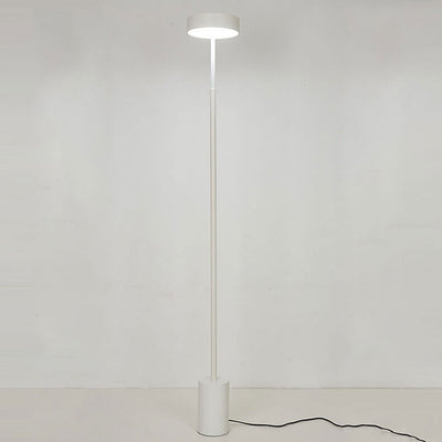 مصباح أرضي LED بعمود بسيط على الطراز الإسكندنافي 