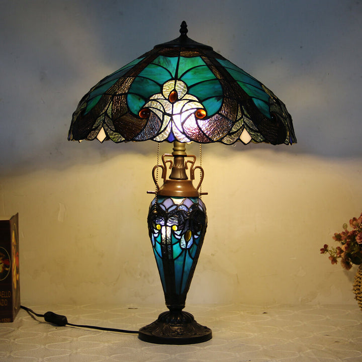 Europäische leichte Luxus Vintage Tiffany Glas Harz 2-Licht Tischlampe 