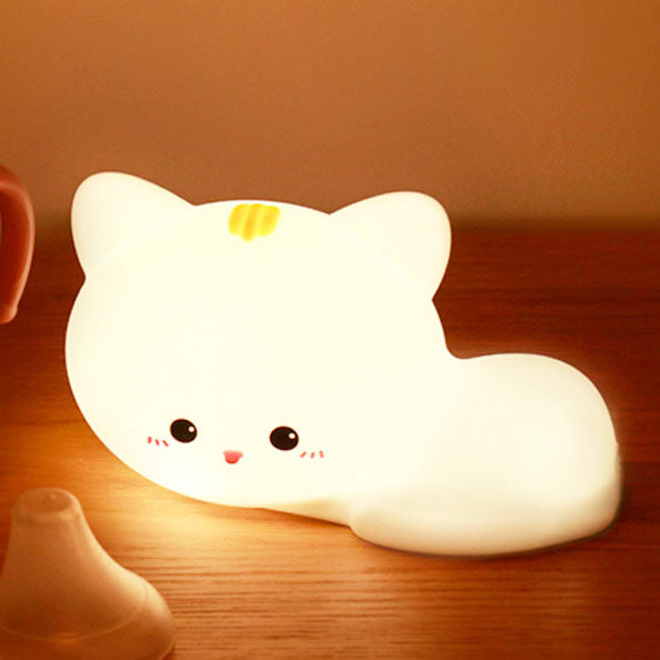 Modern Creative Cat Silicone Pat Remote Control LED Night Light Table Lamp