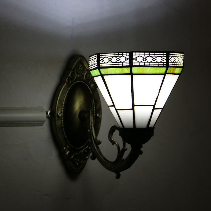 European Style Tiffany Baroque Stained Glass Bowl 1-Light Wall Sconce Lamp