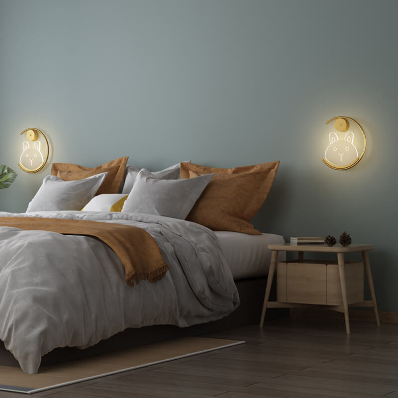 مصباح حائط LED على شكل دب أكريليك ذهبي إبداعي على شكل حرف C 
