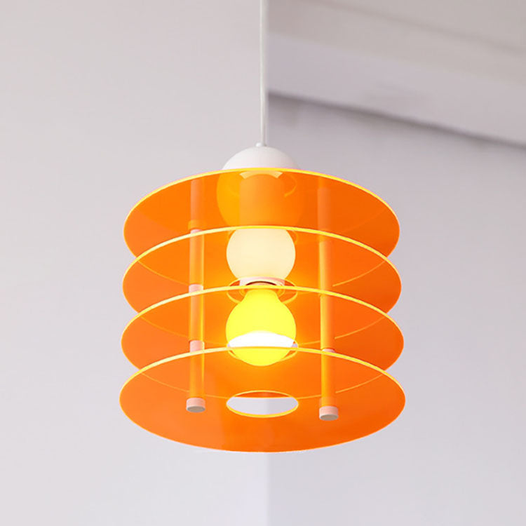 Zeitgenössische nordische bunte Acryl fliegende Untertasse 1-Licht Pendelleuchte für Schlafzimmer 
