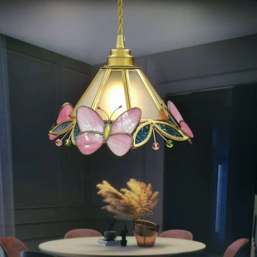 Moderne nordische 1-flammige Pendelleuchte aus Kupfer mit Schmetterlings-Buntglas in Kegelform für das Wohnzimmer 