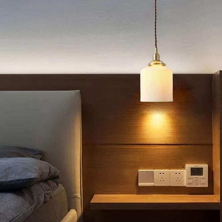 Lumière suspendue en forme de pot à longueur réglable avec 1 ampoule en céramique texturée 
