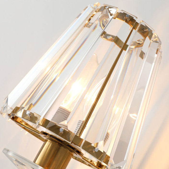 European Light Luxury Hardware Glass 1-Light Wall Sconce Lamp