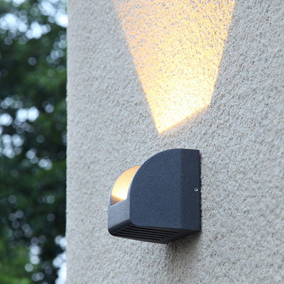 Moderne minimalistische kreative wasserdichte LED-Patio-Wandleuchte für den Außenbereich 