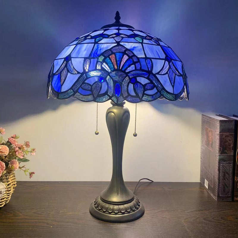 Europäische Tiffany-Blumen-Buntglas-Tischlampe mit 2 Leuchten