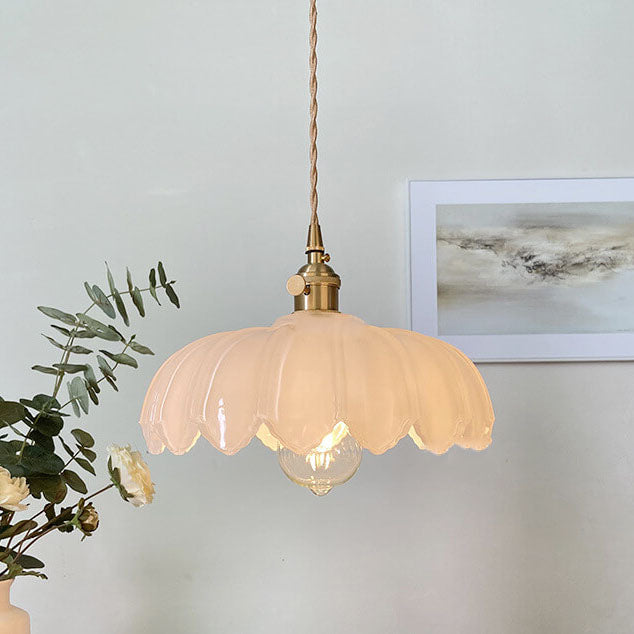 Lustre suspendu en laiton moderne rustique avec une fleur en verre à 1 lumière 