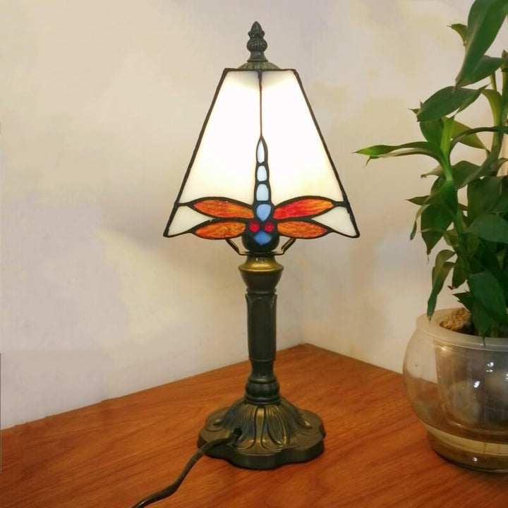 Traditional Tiffany Square Stained Glass Iron 1-Light Table Lamp For Bedroom