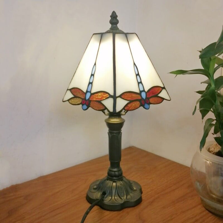 Traditional Tiffany Square Stained Glass Iron 1-Light Table Lamp For Bedroom