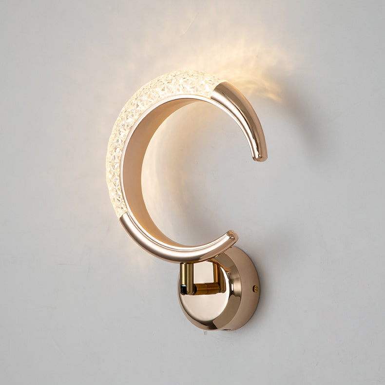 Lámpara de pared LED con pantalla de acrílico y anillo de hierro en oro rosa de lujo moderno para dormitorio 