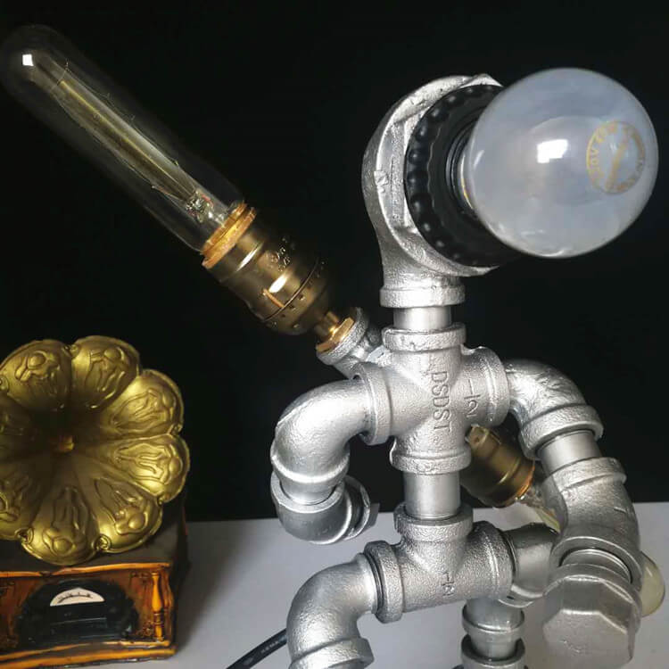 Vintage Steampunk Klempner-Roboter-Dekor 1-Licht Tischlampe 