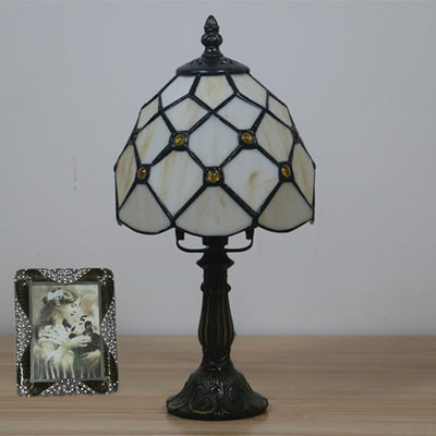 Lampe de table à 1 lumière en dôme conique en verre teinté Tiffany de style européen 