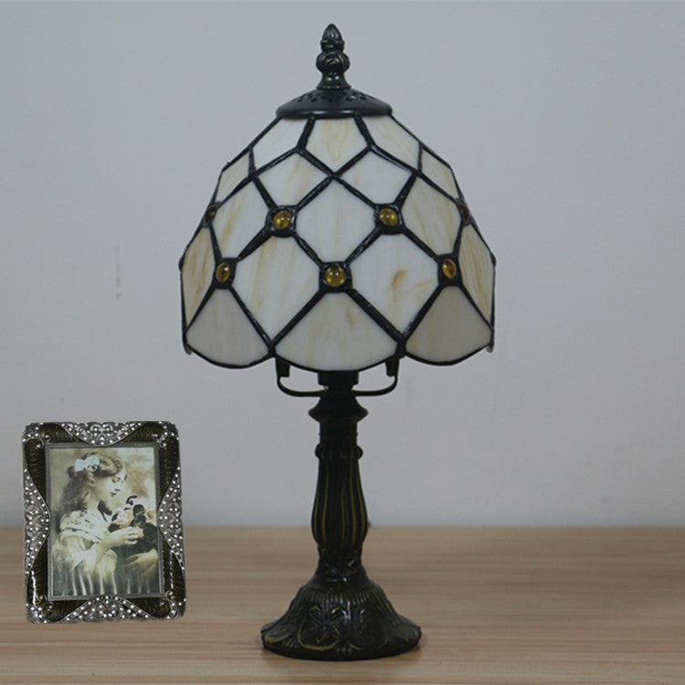 Lampe de table à 1 lumière en dôme conique en verre teinté Tiffany de style européen 