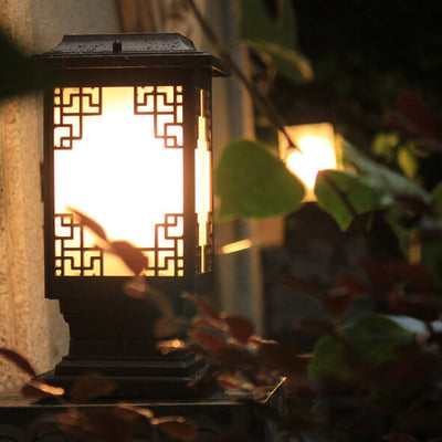 Solar Chinese Window Square Post Head 1-Light Waterproof Garden Landscape Light