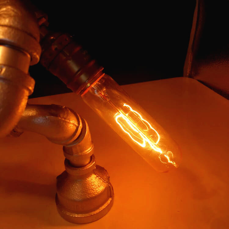 Vintage Steampunk Klempner-Roboter-Dekor 1-Licht Tischlampe 