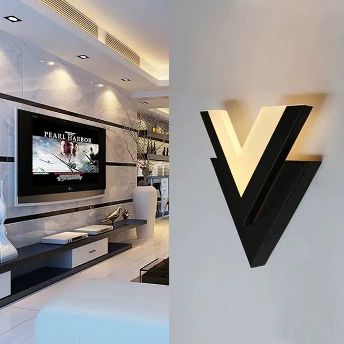 مصباح حائط LED أكريليك بتصميم حديث بسيط على شكل حرف V لغرفة النوم 