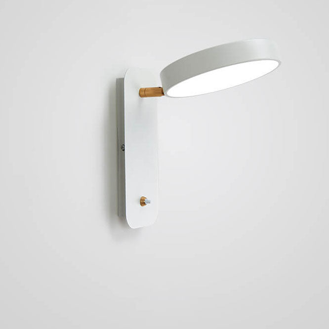مصباح حائط للقراءة LED قابل للتدوير بتصميم بسيط من الشمال 