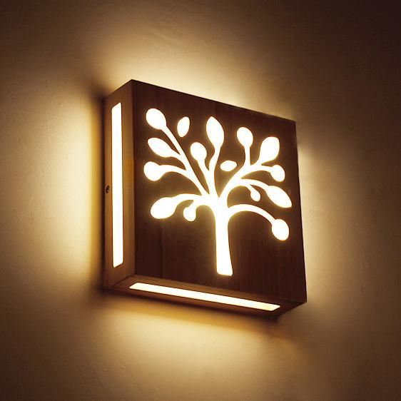 Modern Creative Solid Wood Happy Tree &amp;  Antler Pattern LED Wall Sconce Lamp