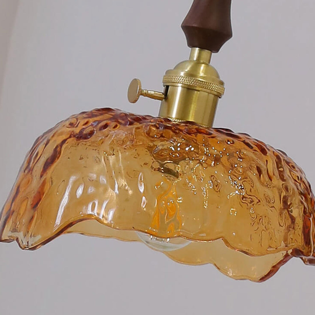Lámpara Colgante de Vidrio Vintage con Cúpula de Latón y Nuez de 1 Luz 