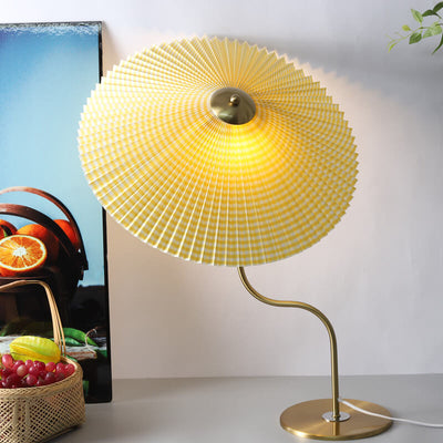 Retro Faltenschirmförmige 1-Licht Dekorative Tischlampe 