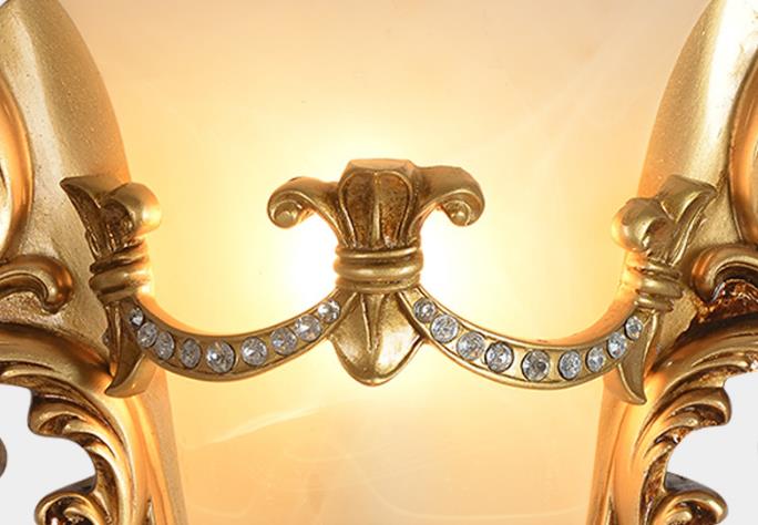 Aplique de pared de resina con talla retro europea de 1 luz 